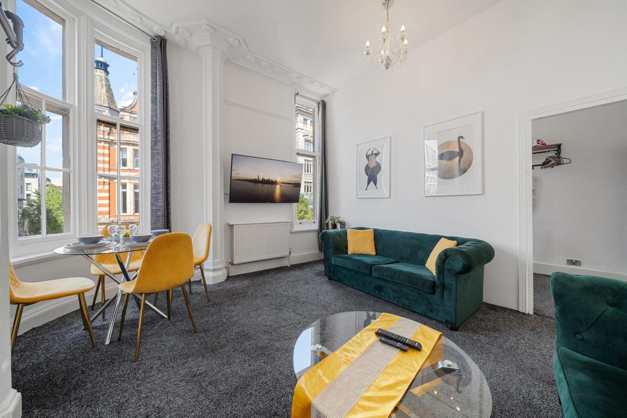 Spacious 3-Bedroom Residence In Exclusive Mayfair 7Gc Londen Buitenkant foto